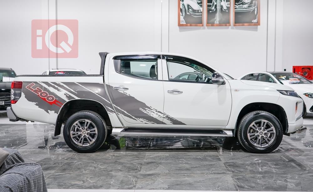 ميتسوبيشي L200